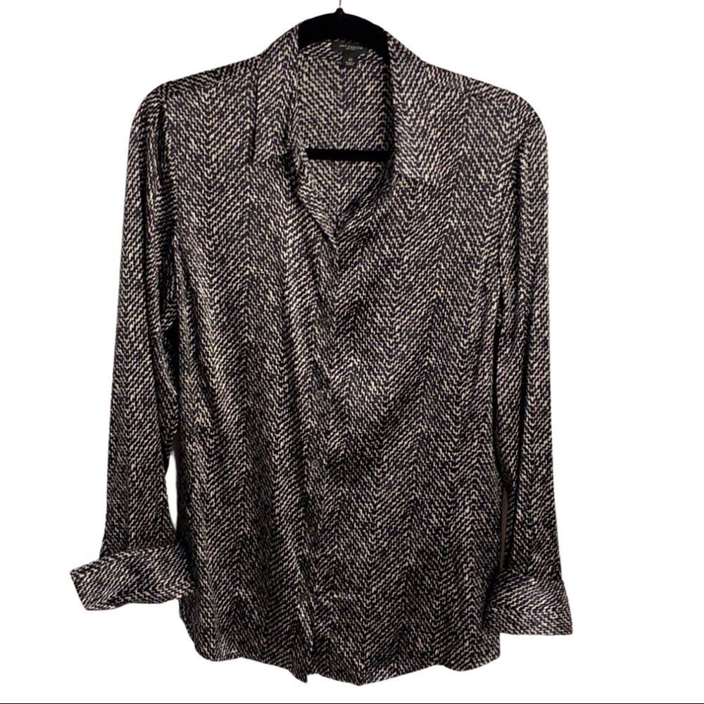 Pairs great with:
-Wide leg trouser
-Ripped denim jeans
-A great pair of heels